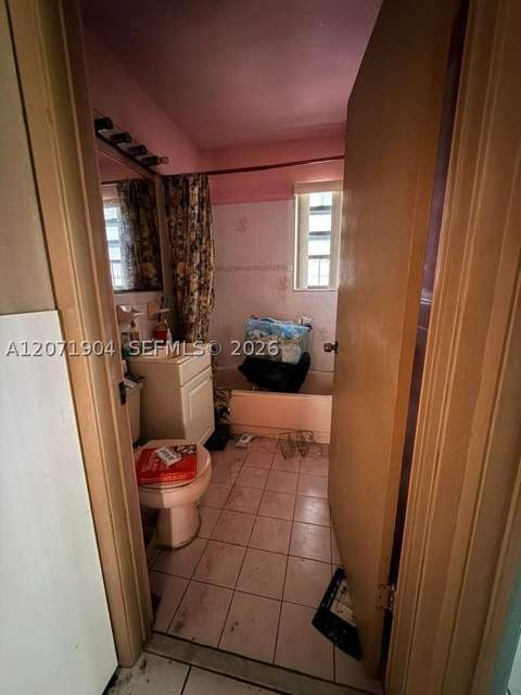 2911 NW 161st St, Miami Gardens FL - photo 9 of 21