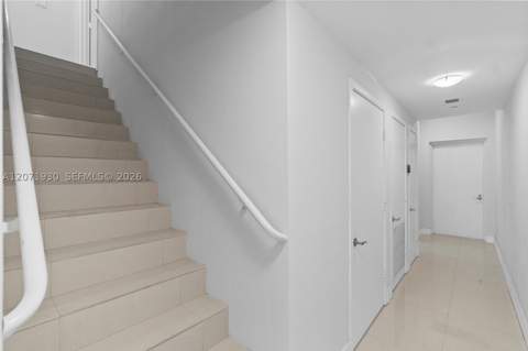 6000 Collins Ave 336, Miami Beach FL - photo 10 of 55