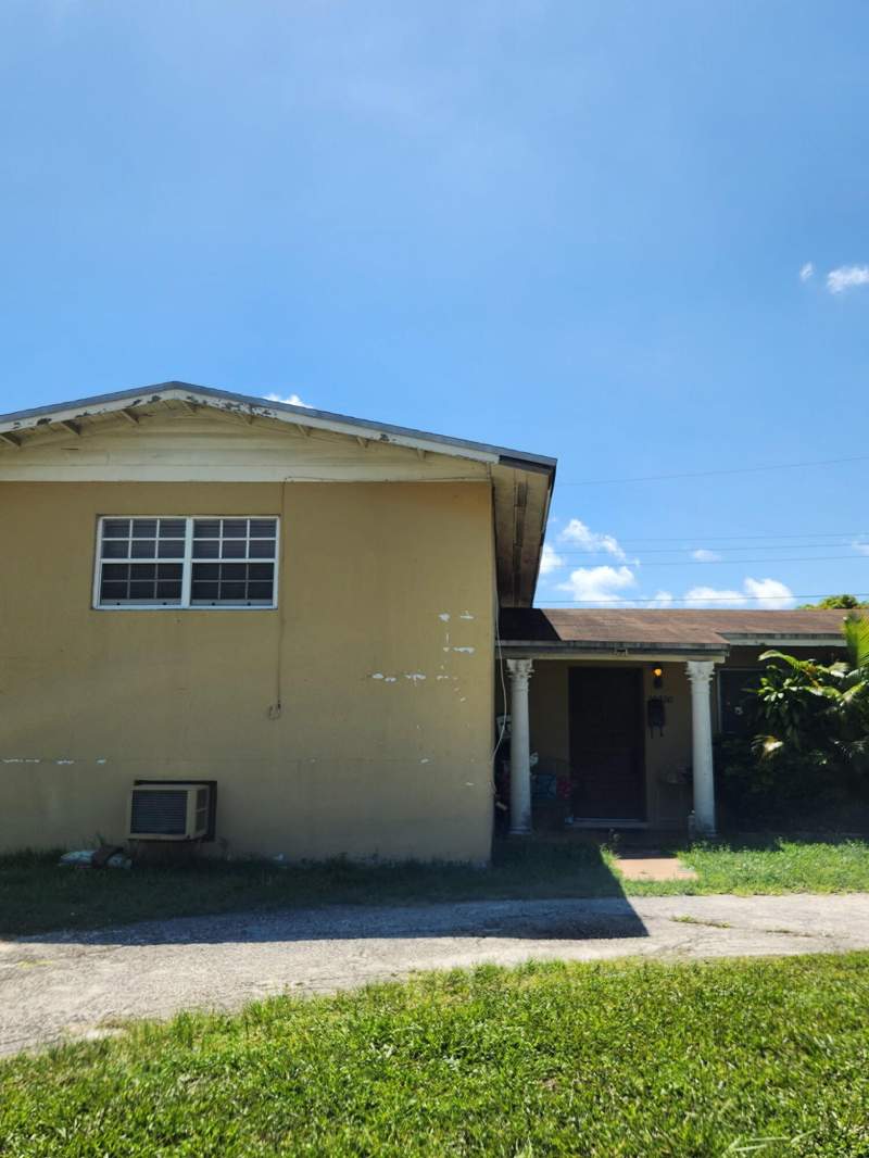 3 bedroom SingleFamilyResidence at 20300 NE 12th Court, Mansionette Homes Sec 2, Miami — photo 2