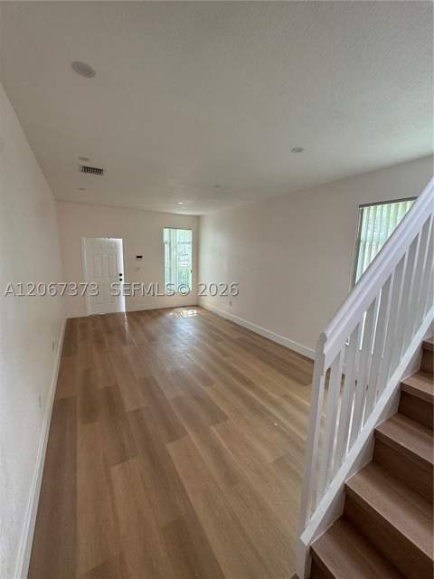 5606 NW 112th Psge, Doral FL - photo 6 of 22