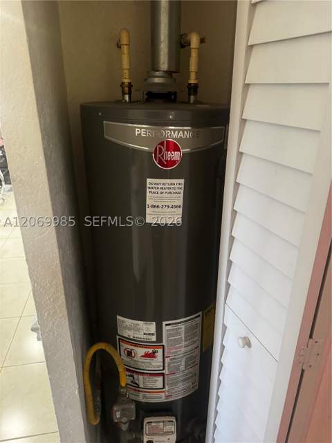15200 Railroad Dr, Miami Gardens FL - photo 10 of 27