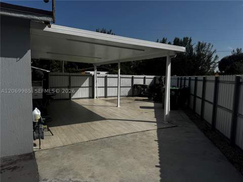 15200 Railroad Dr, Miami Gardens FL - photo 14 of 27