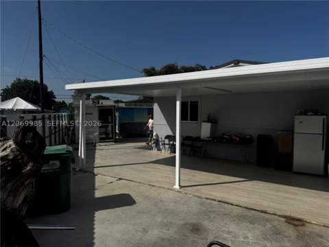15200 Railroad Dr, Miami Gardens FL - photo 15 of 27