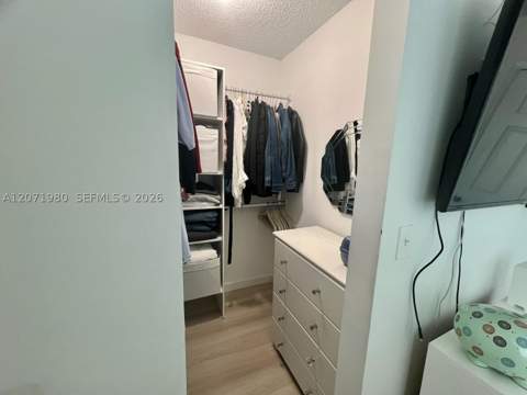 1133 NE 210th Ter, Miami FL - photo 23 of 34