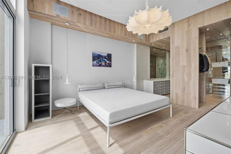 1 bedroom Condominium at 2001 Meridian Ave 518, The Meridian Condo, Miami Beach — photo 5
