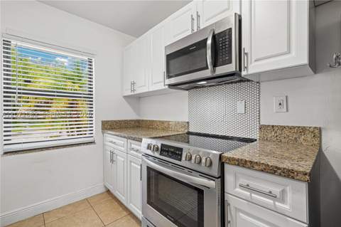5302 SW 138th Pl, Miami FL - photo 12 of 35