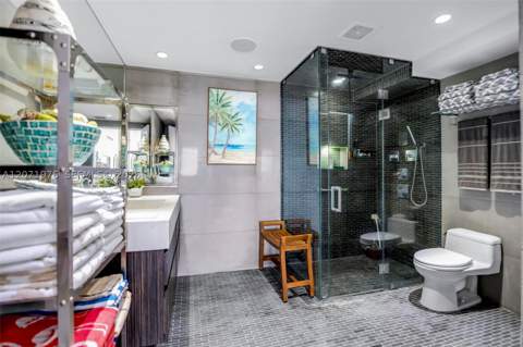 5600 Collins Ave 11S, Miami Beach FL - photo 23 of 54