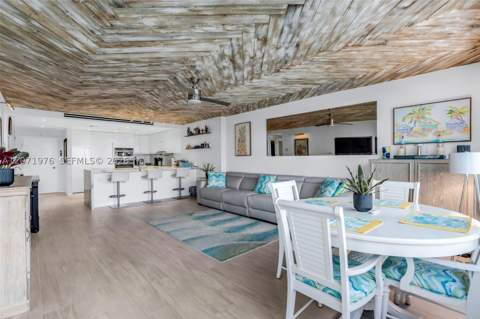 5600 Collins Ave 11S, Miami Beach FL - photo 7 of 54