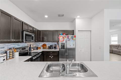 11745 SW 249th ter, Homestead FL - photo 16 of 39