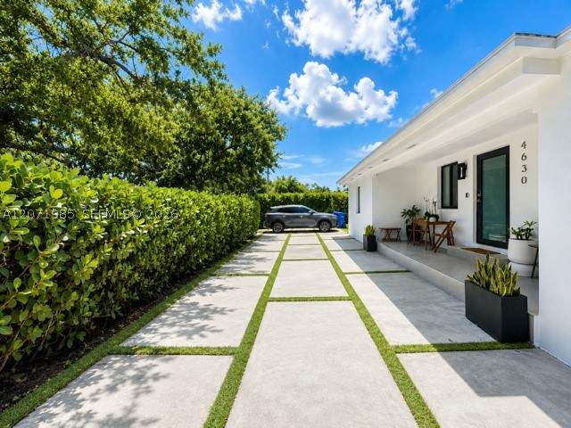 3 bedroom SingleFamilyResidence at 4630 SW 3rd St, West Flagler Center, Miami — photo 5