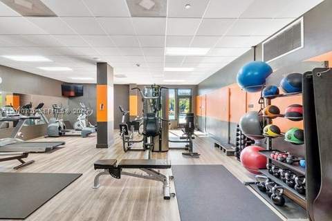 90 Edgewater Dr 917, Coral Gables FL - photo 15 of 25