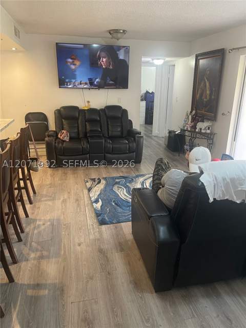 636 NW 114th Ave 102, Sweetwater FL - photo 9 of 19