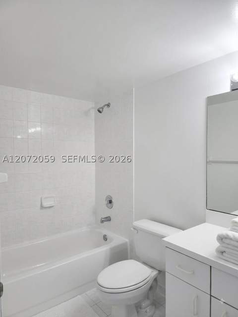 1688 West Ave 506, Miami Beach FL - photo 11 of 12
