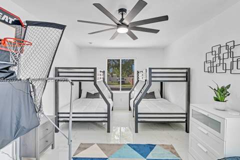 10245 SW 212th St, Cutler Bay FL - photo 24 of 68