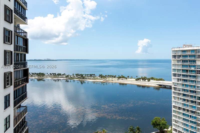 2 bedroom Condominium at 2333 Brickell Ave 2212, Brickell Bay Club Condo, Miami — photo 5