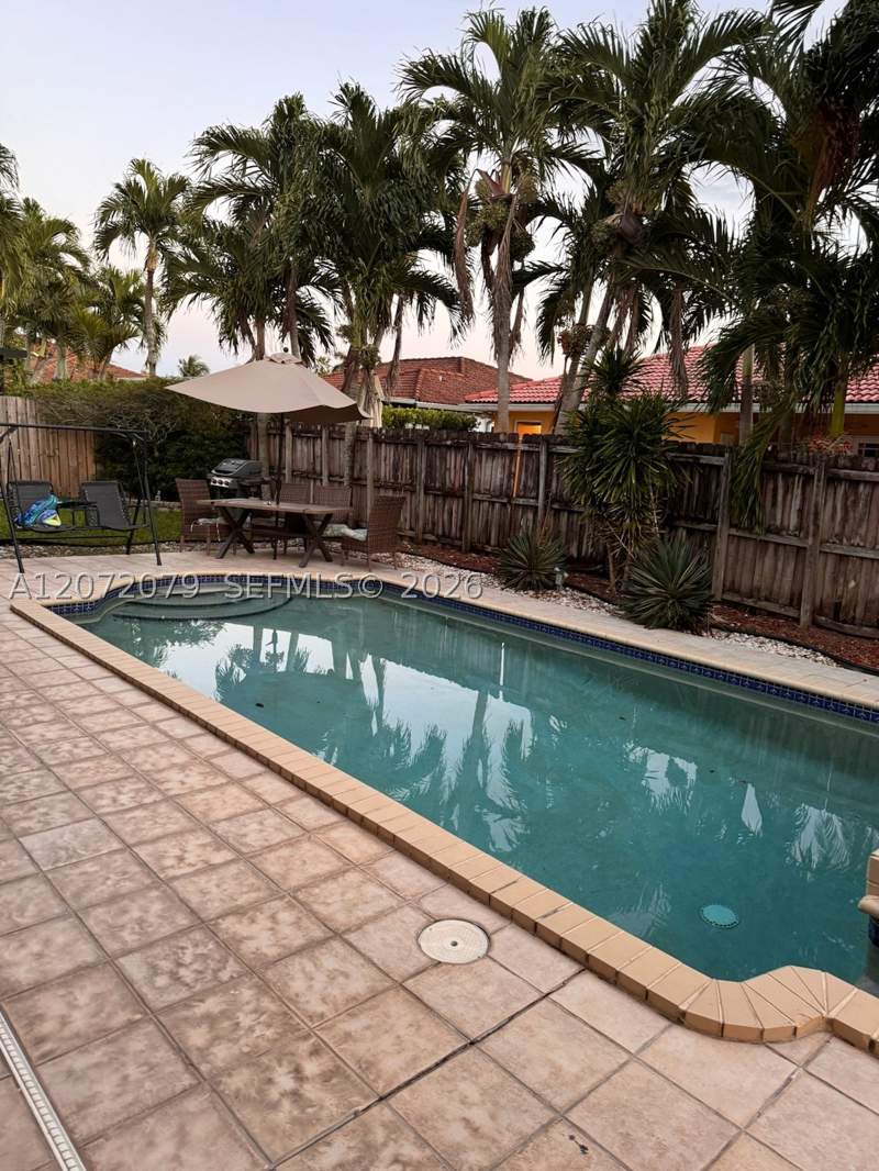 4 bedroom SingleFamilyResidence at 15234 SW 140th St, Christina Estates, Miami — photo 3