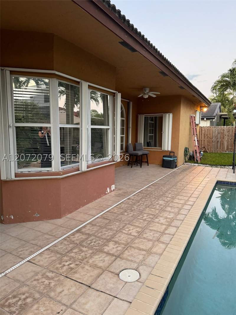4 bedroom SingleFamilyResidence at 15234 SW 140th St, Christina Estates, Miami — photo 4
