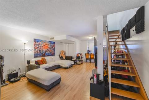 8923 NE 4th Ave Rd 8923, Miami Shores FL - photo 10 of 33
