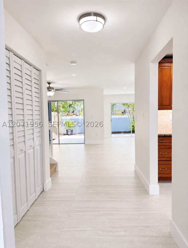 3 bedroom Townhouse at 14255 SW 96th Ter, La Jolla West, Miami — photo 2