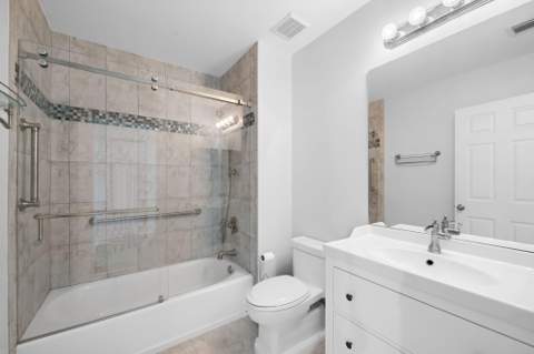 5331 NW 110th Avenue, Doral FL - photo 20 of 33
