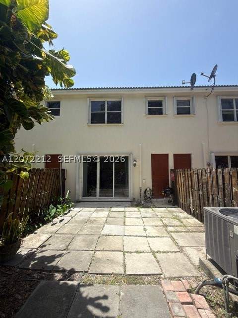 2245 NE 42nd Ave, Homestead FL - photo 14 of 18