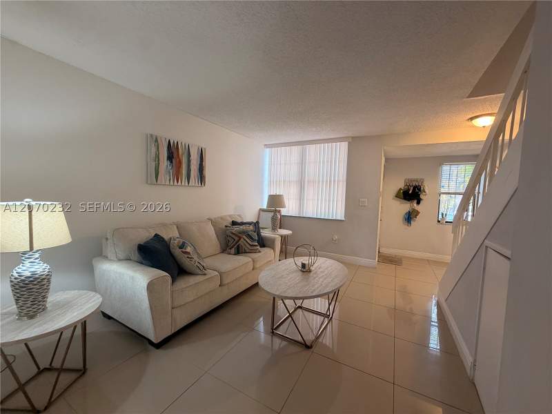 2 bedroom Townhouse at 12241 SW 16th Ter 102-K, New Paseos Castellanos Co, Miami — photo 3
