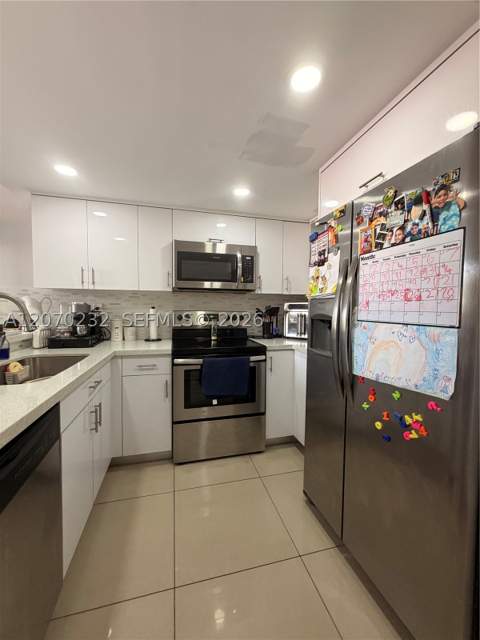 12241 SW 16th Ter 102-K, Miami FL - photo 9 of 35