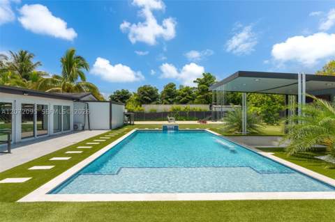 18725 SW 218th St, Miami FL - photo 6 of 44