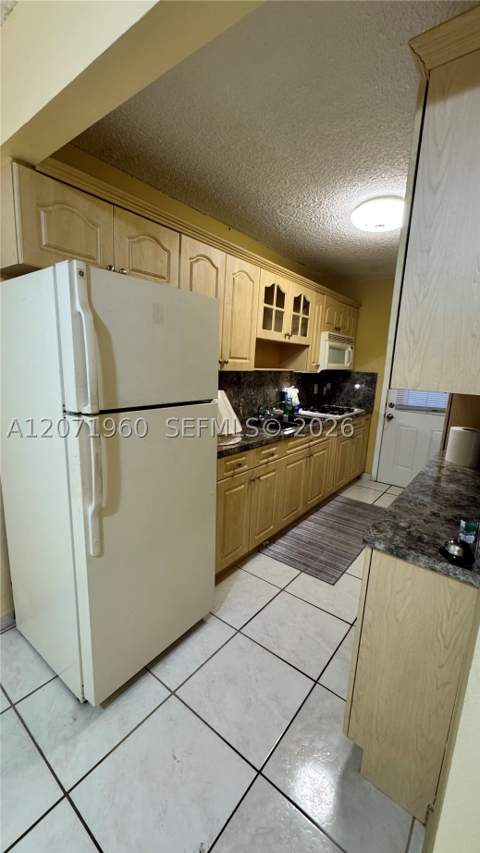 160 NE 203rd Ter E20, Miami Gardens FL - photo 14 of 26