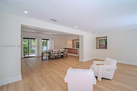 1825 Alamanda Dr, North Miami FL - photo 7 of 23