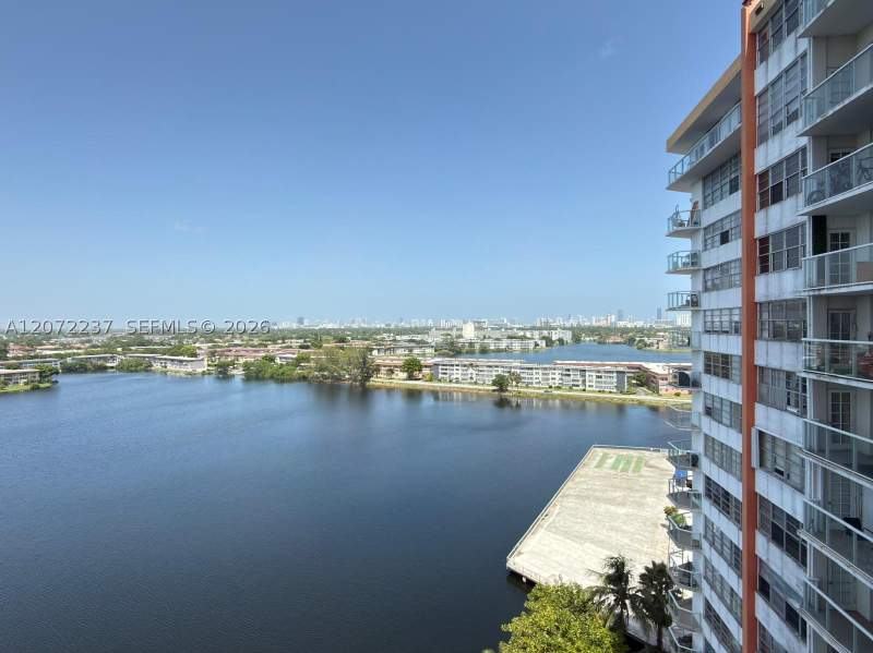 1 bedroom Condominium at 1301 NE Miami Gardens Dr 1404W, BUCKLEY TOWERS CONDO - EA, Miami — photo 1
