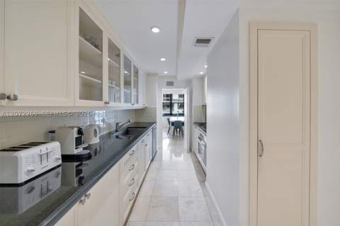 9801 Collins Ave 19H, Bal Harbour FL - photo 21 of 35