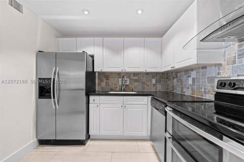 2301 Collins Ave 1007, Miami Beach FL - photo 9 of 35