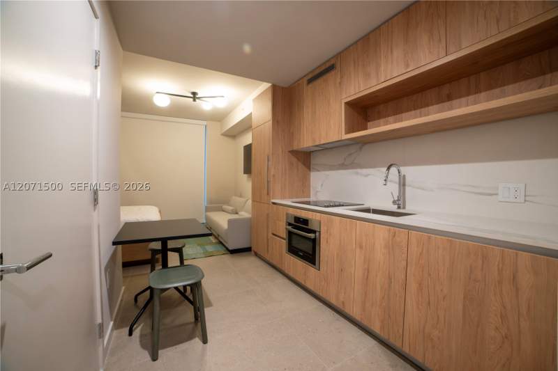 1 bedroom Condominium at 11 NE 6th 1908, Crosby Miami World Center, Miami — photo 4