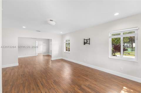 5990 NE 5th Ave, Miami FL - photo 12 of 46