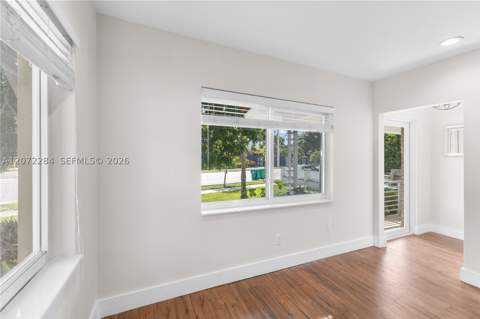 5990 NE 5th Ave, Miami FL - photo 9 of 46