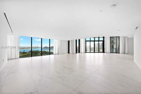 1000 Biscayne Blvd Town House 1201, Miami FL - photo 7 of 41