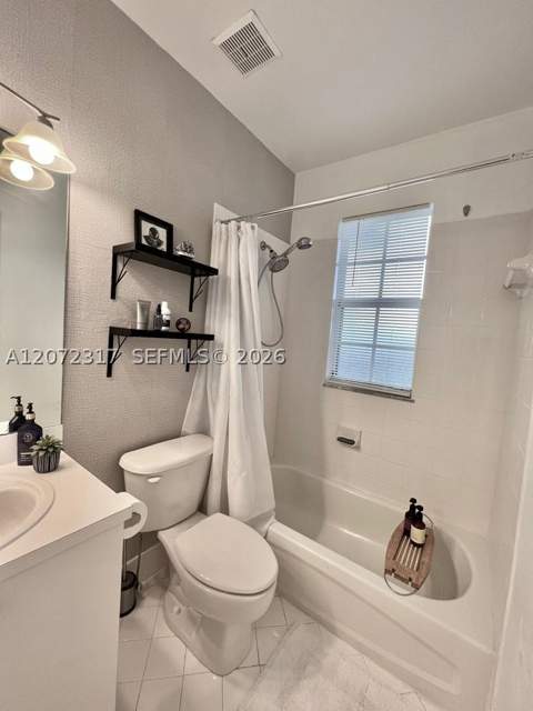 3355 NE 13th Cir Dr 105-28, Homestead FL - photo 9 of 13