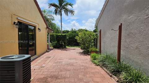 7142 SW 103rd Ct Cir, Miami FL - photo 6 of 7