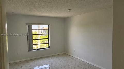 5800 SW 127th Ave 2420, Miami FL - photo 8 of 15