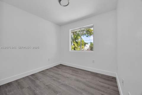 2770 NW 44 St, Miami FL - photo 18 of 25