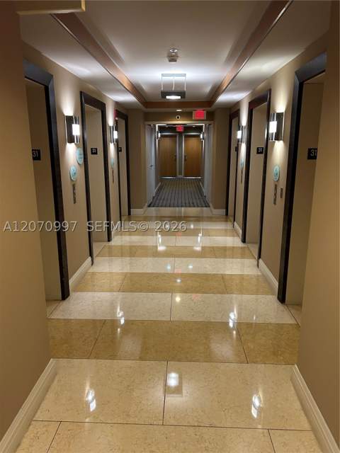 244 Biscayne Blvd 3106, Miami FL - photo 8 of 12