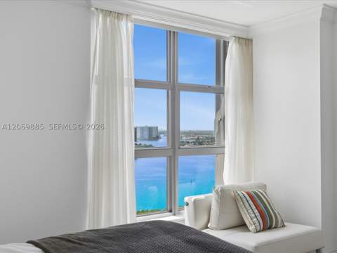 3400 NE 192nd St 2001, Aventura FL - photo 14 of 29