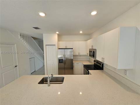 13310 SW 286th St, Homestead FL - photo 8 of 34