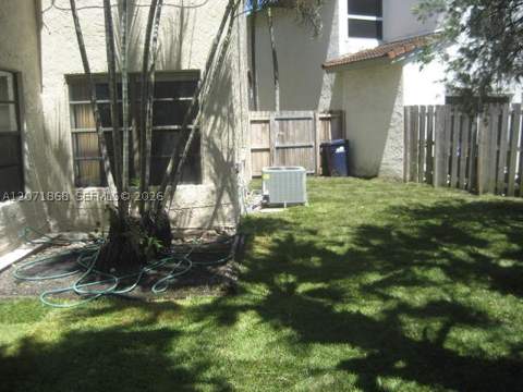 13224 SW 10 Te, Miami FL - photo 11 of 32