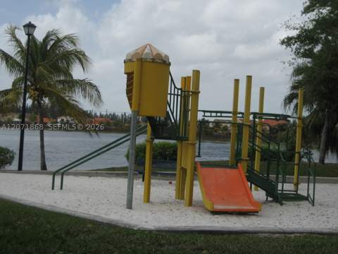 13224 SW 10 Te, Miami FL - photo 24 of 32