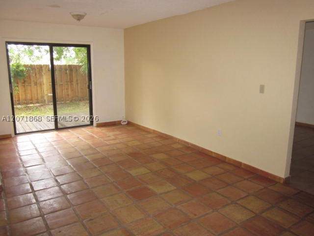 4 bedroom SingleFamilyResidence at 13224 SW 10 Te, Tamiami Lakes Sec 5, Miami — photo 3