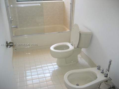 13224 SW 10 Te, Miami FL - photo 8 of 32