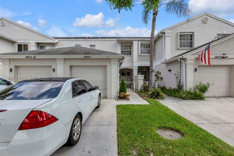 2 bedroom Townhouse at 11855 SW 99th St, Amaretto 1st Addn, Miami — photo 2