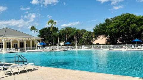 139 NE 26th Ave, Homestead FL - photo 24 of 30